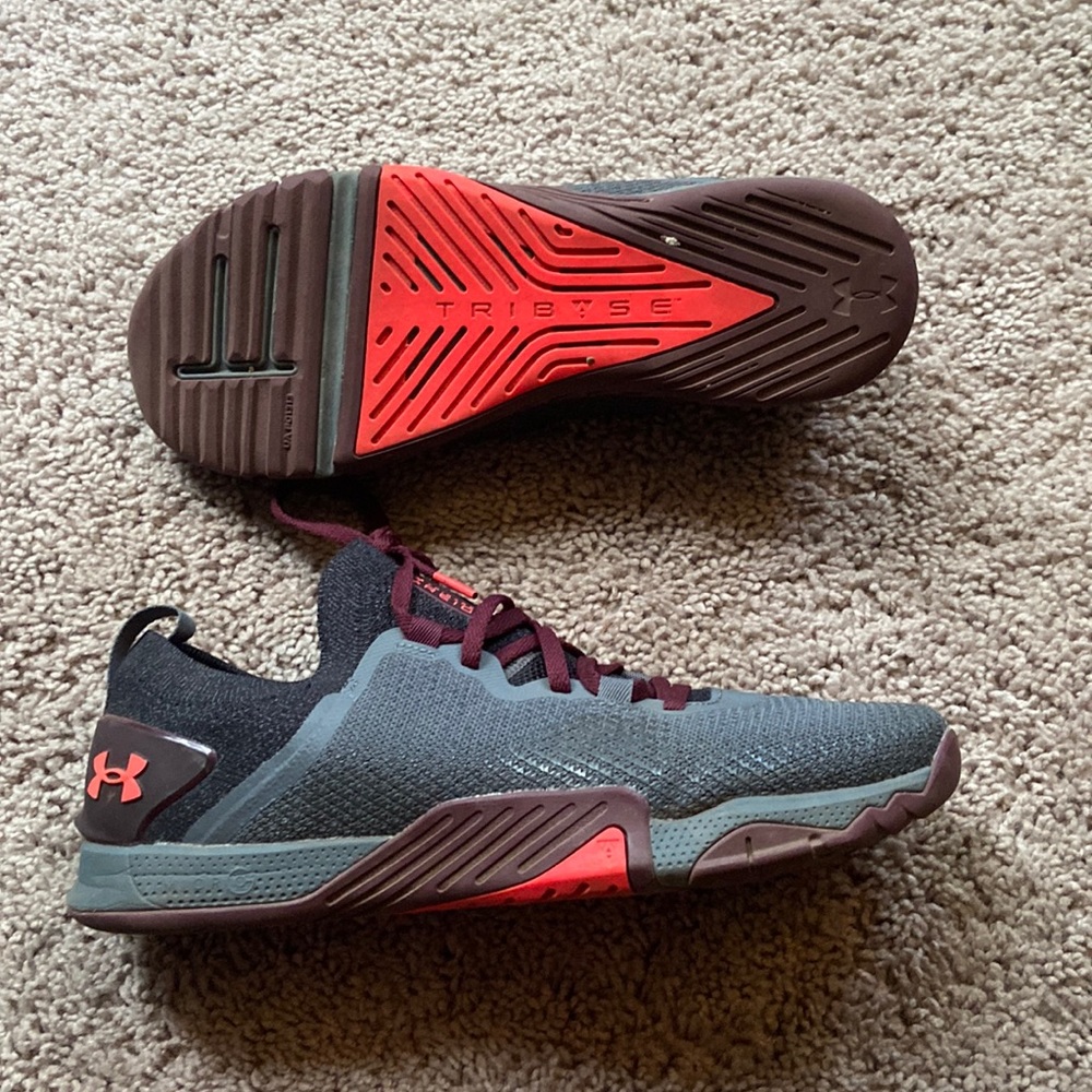 Men’s UNDER ARMOUR Tribase Reign Sneaker Size 8.5